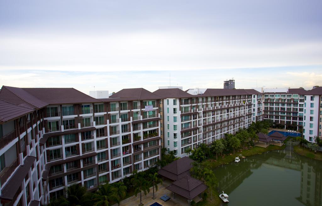 Ratchy Condo Bang Sare Rum bild